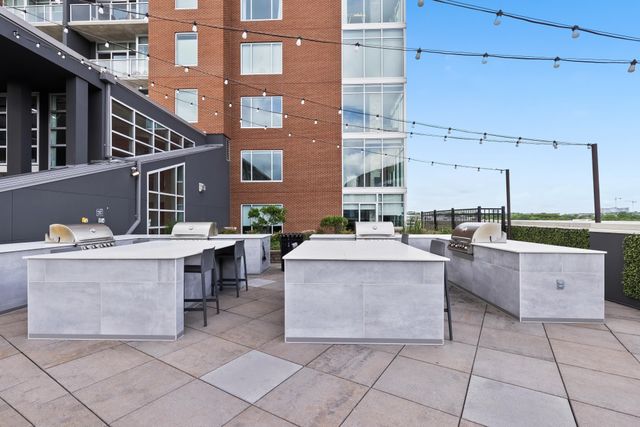 600 12th Ave S Apt 1816, Nashville, TN 37203