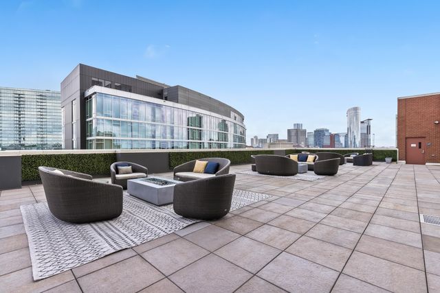 600 12th Ave S Apt 1816, Nashville, TN 37203