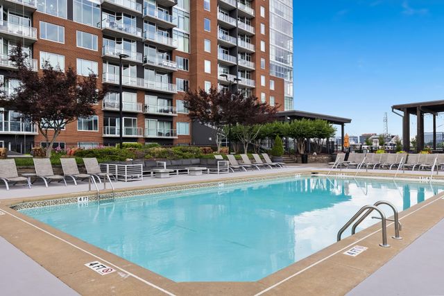 600 12th Ave S Apt 1816, Nashville, TN 37203