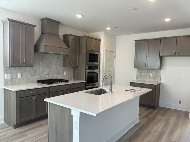 293 Johnnys Place, Mount Juliet, TN 37122