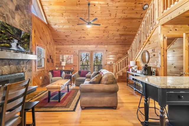 211 Highland Forest Drive, Morganton, GA 30560