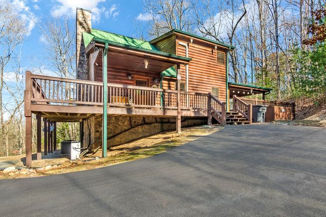211 Highland Forest Drive, Morganton, GA 30560