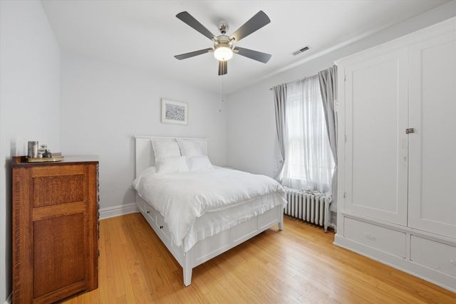 3032 Wisconsin Avenue, Berwyn, IL 60402