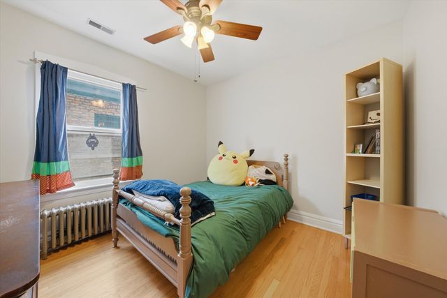 3032 Wisconsin Avenue, Berwyn, IL 60402