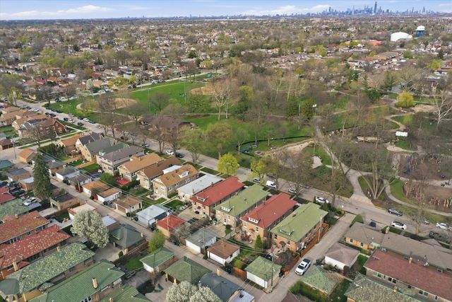 3032 Wisconsin Avenue, Berwyn, IL 60402