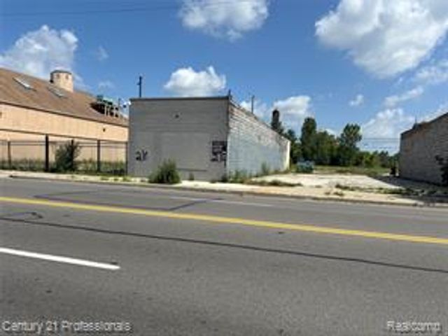 218 W 7 Mile Road, Highland Park, MI 48203