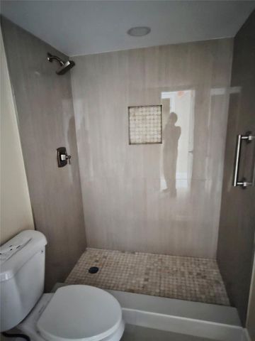 57 Harwood G, Deerfield Beach, FL 33442