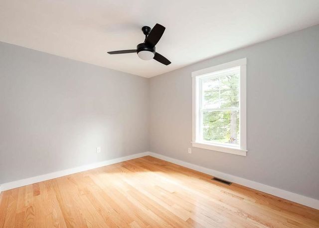 9 Lawn Avenue, Rochester, NH 03867