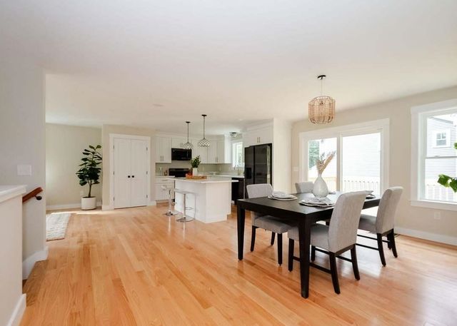 9 Lawn Avenue, Rochester, NH 03867