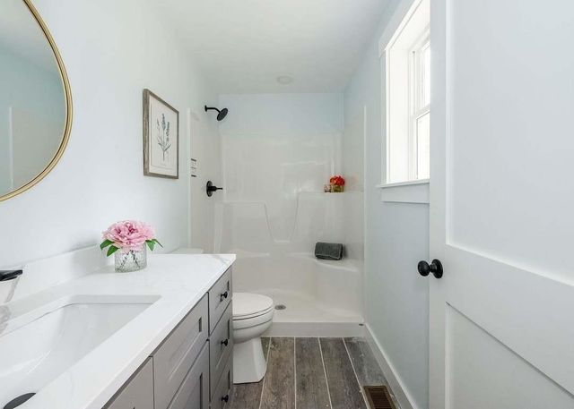 9 Lawn Avenue, Rochester, NH 03867