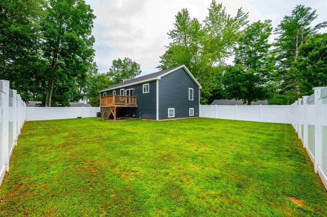 9 Lawn Avenue, Rochester, NH 03867