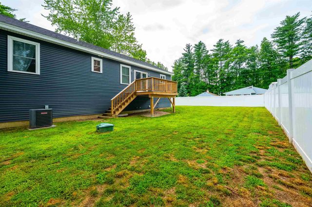 9 Lawn Avenue, Rochester, NH 03867
