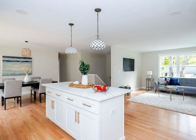 9 Lawn Avenue, Rochester, NH 03867