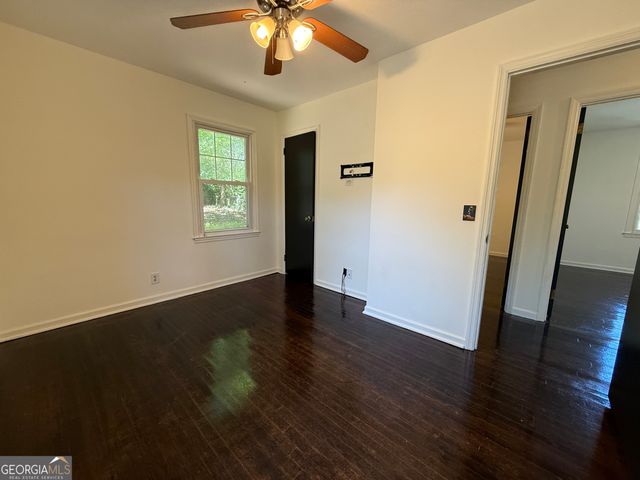 179 Youngs Mill Road, Lagrange, GA 30241