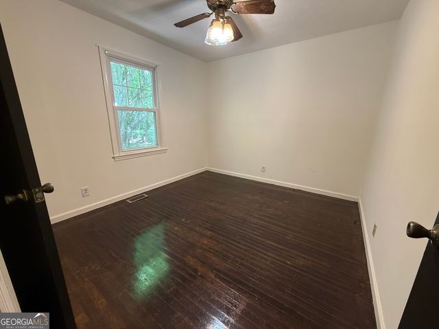 179 Youngs Mill Road, Lagrange, GA 30241