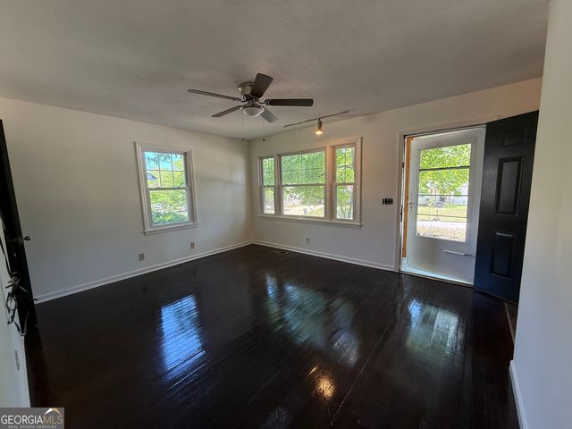 179 Youngs Mill Road, Lagrange, GA 30241