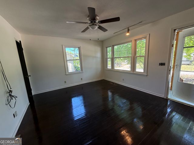 179 Youngs Mill Road, Lagrange, GA 30241