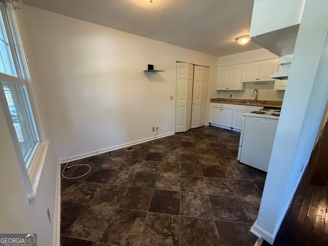 179 Youngs Mill Road, Lagrange, GA 30241