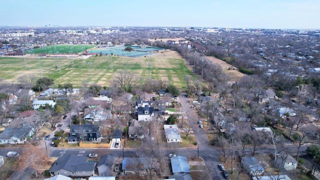 4530 Avenue D B, Austin, TX 78751