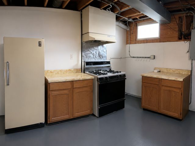 13338 Laramie Boulevard, Crestwood, IL 60418