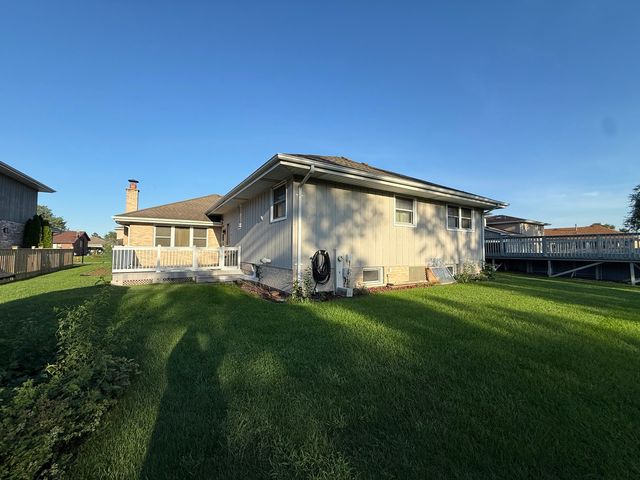 13338 Laramie Boulevard, Crestwood, IL 60418