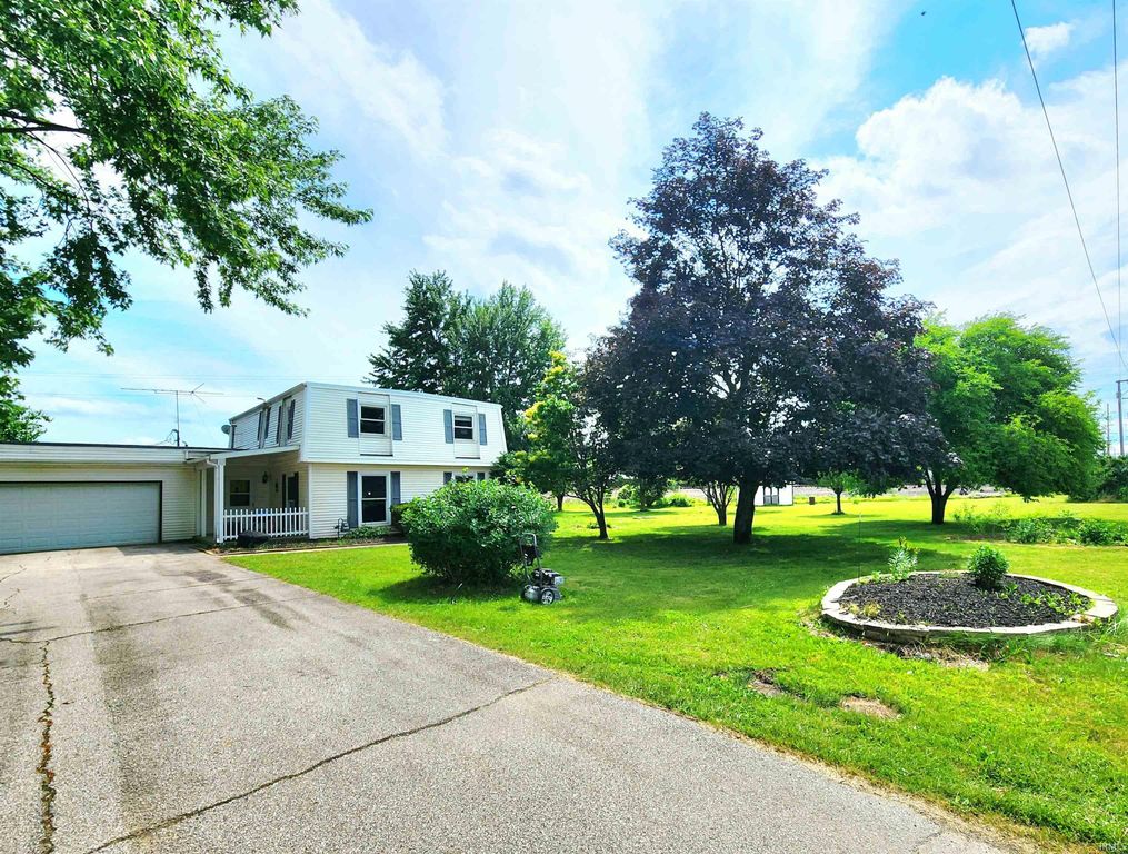 16722 County Road 36 Road, Goshen, IN 46528