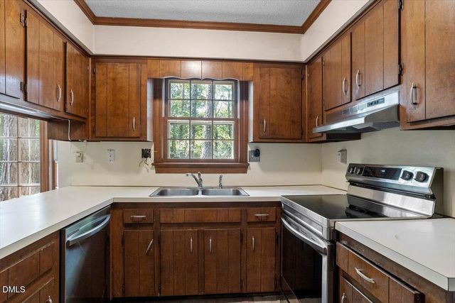 1313 Bloomingdale Drive, Cary, NC 27511