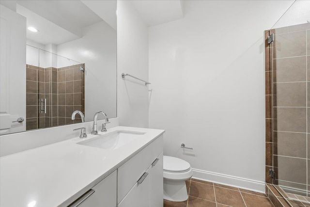 717 S Riverside Dr Apt 504, Memphis, TN 38103