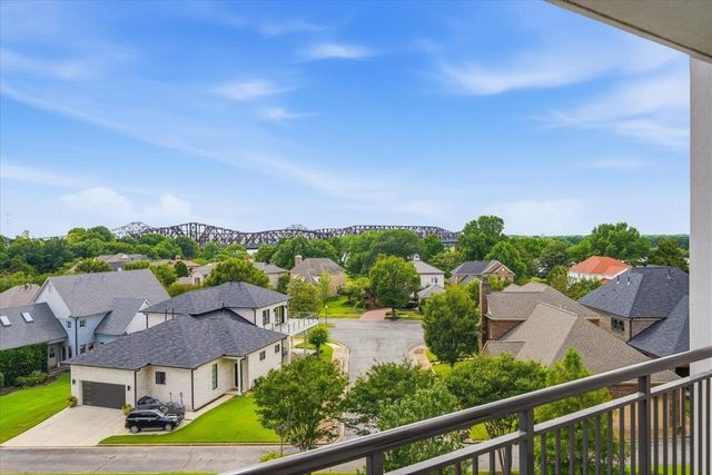 717 S Riverside Dr Apt 504, Memphis, TN 38103