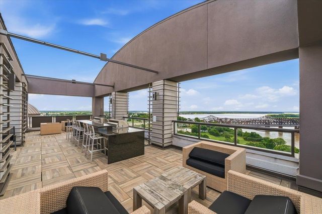 717 S Riverside Dr Apt 504, Memphis, TN 38103