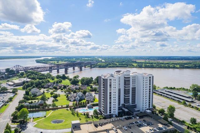 717 S Riverside Dr Apt 504, Memphis, TN 38103