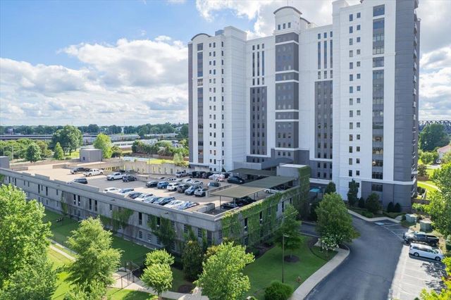 717 S Riverside Dr Apt 504, Memphis, TN 38103