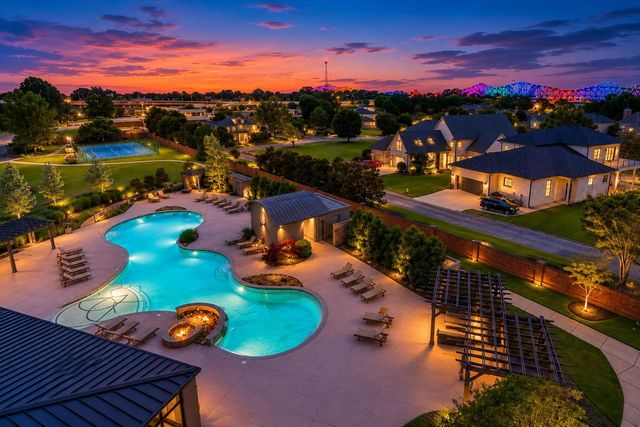 717 S Riverside Dr Apt 504, Memphis, TN 38103