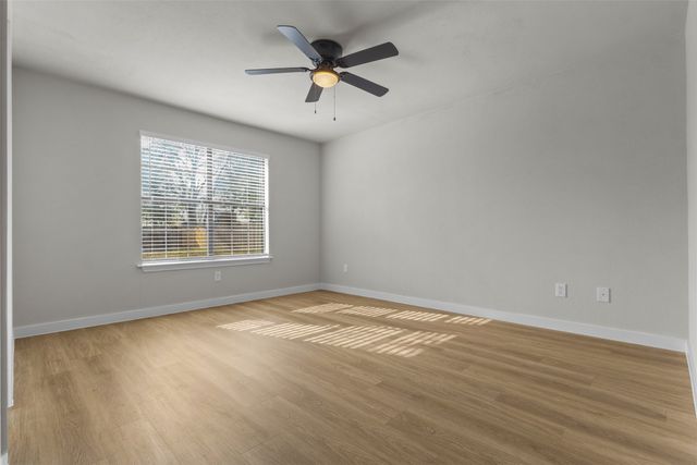 701 Rose Hill Road, Terrell, TX 75160