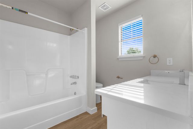 701 Rose Hill Road, Terrell, TX 75160