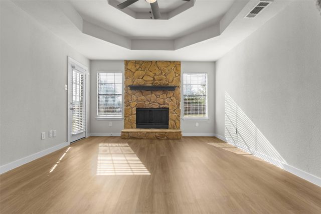 701 Rose Hill Road, Terrell, TX 75160