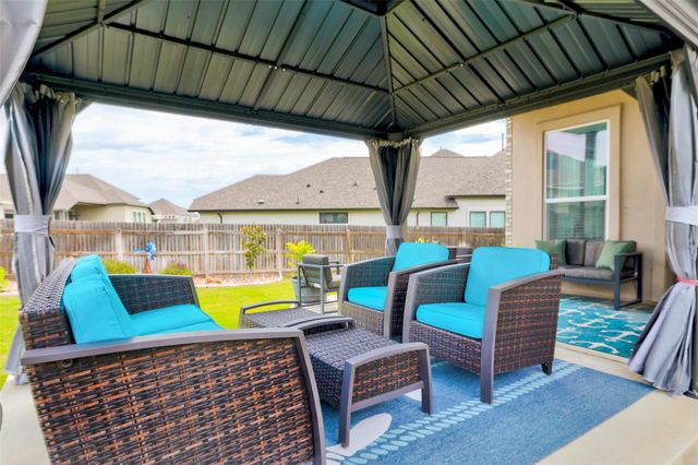 114 Fortuna CT, Liberty Hill, TX 78642
