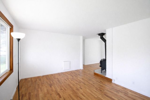 2816 Duell Avenue, Medford, OR 97501