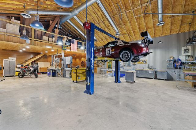 418 Cattle Trail DR, Dripping Springs, TX 78620