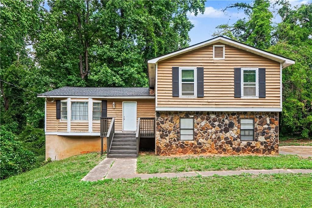 4568 Plum Orchard Court, Stone Mountain, GA 30083