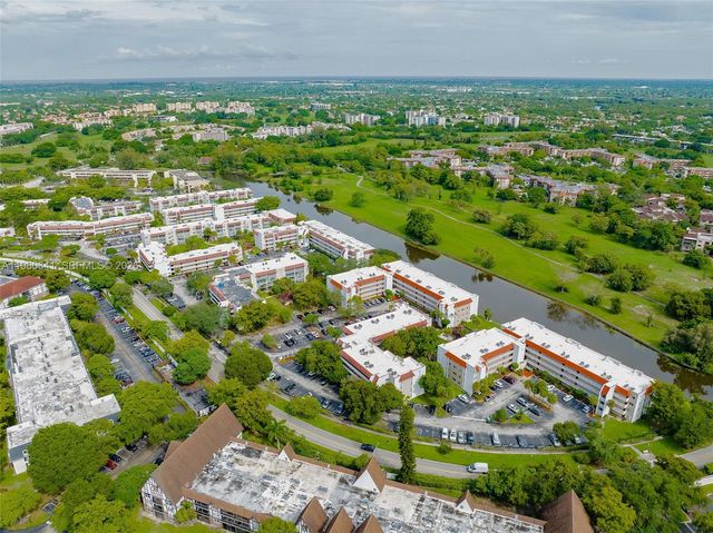 3581 Inverrary Dr 308, Lauderhill, FL 33319