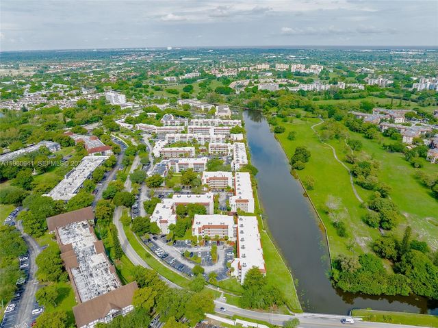 3581 Inverrary Dr 308, Lauderhill, FL 33319