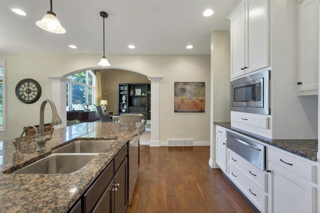 3580 MEADOW SOUND DRIVE, De Pere, WI 54115