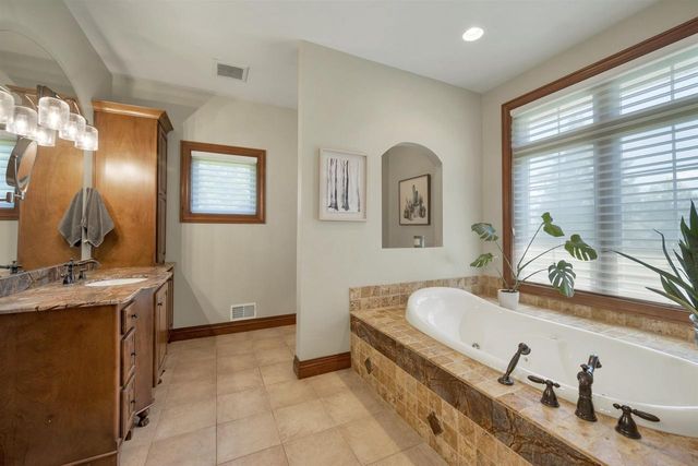 3580 MEADOW SOUND DRIVE, De Pere, WI 54115