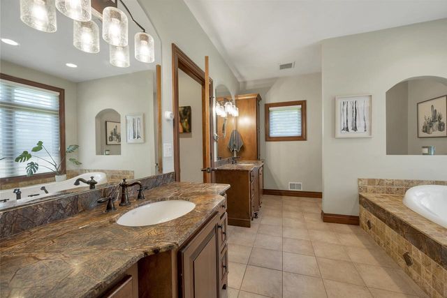3580 MEADOW SOUND DRIVE, De Pere, WI 54115