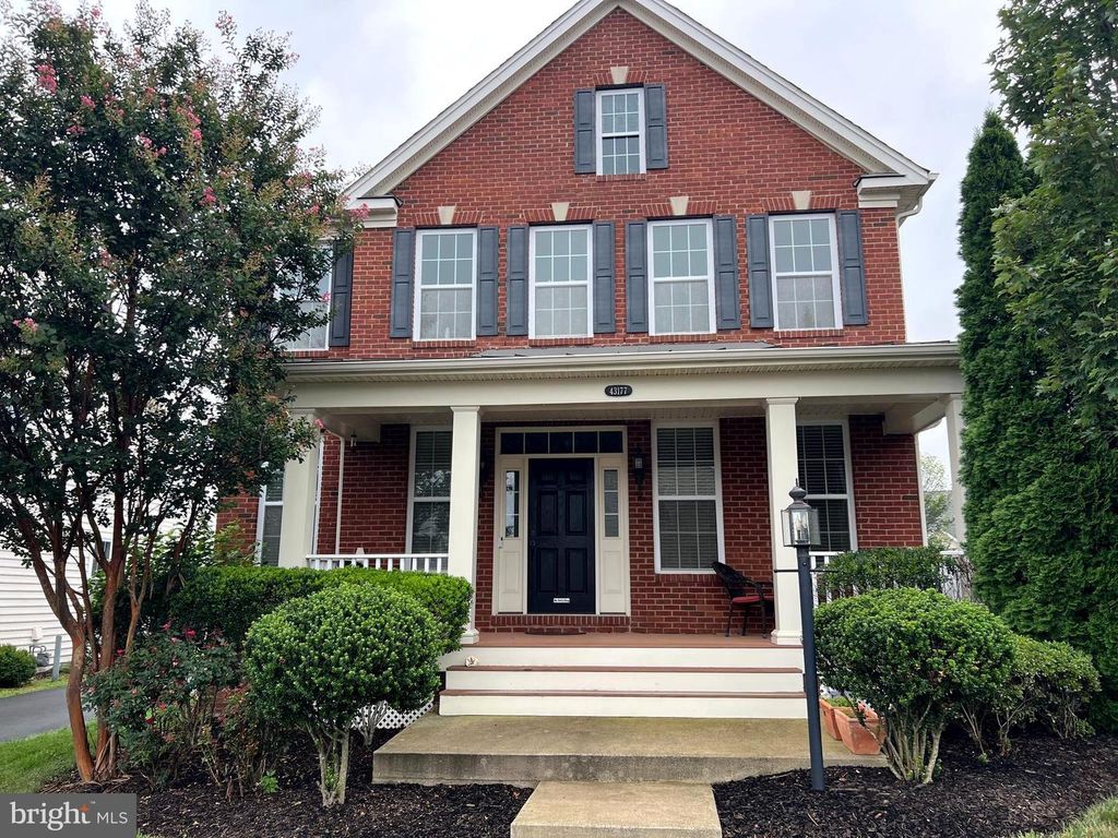 43177 BARNSTEAD DR, Ashburn, VA 20148