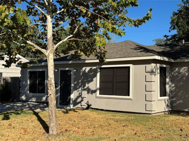 903 Roper Street, Houston, TX 77034