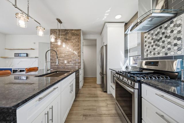 1570 E Rich Street, Columbus, OH 43205