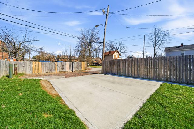 1570 E Rich Street, Columbus, OH 43205