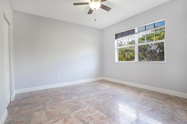 5860 W Sample Road 204, Coral Springs, FL 33063